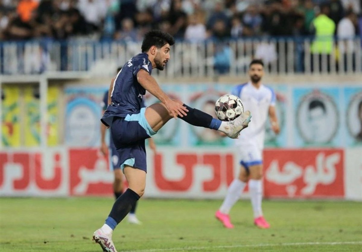 بازیکن پیکان محروم شد