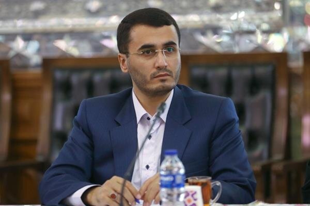 دولت زمینه تولید و خلق ثروت صنعت فولاد را فراهم کند