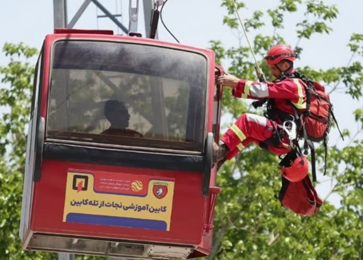 آتش‌نشانان با ۲۰ سال خدمت بازنشسته می‌شوند