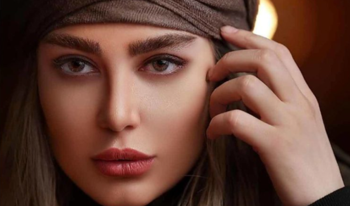 عکس قابل تامل خانم بازیگر/چهره و ژست ناراحت کننده سحر قریشی جنجالی شد!