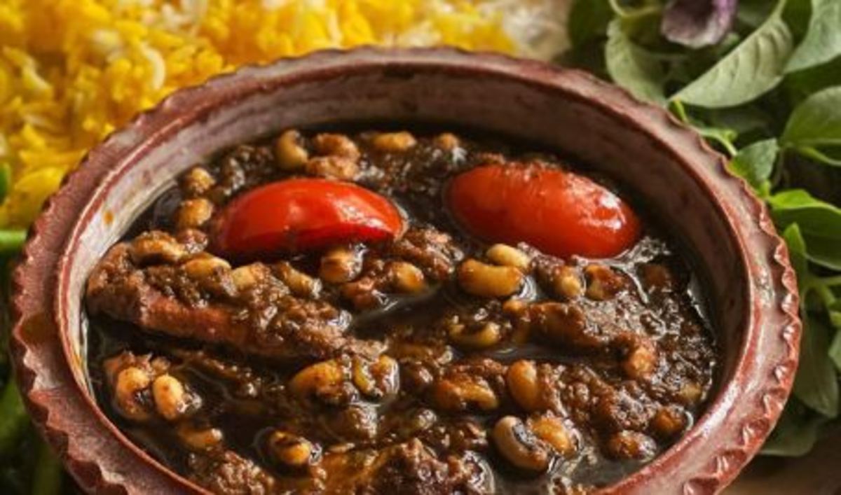 دستور پخت خورشت جا افتاده و محشر خرفه برای ناهار