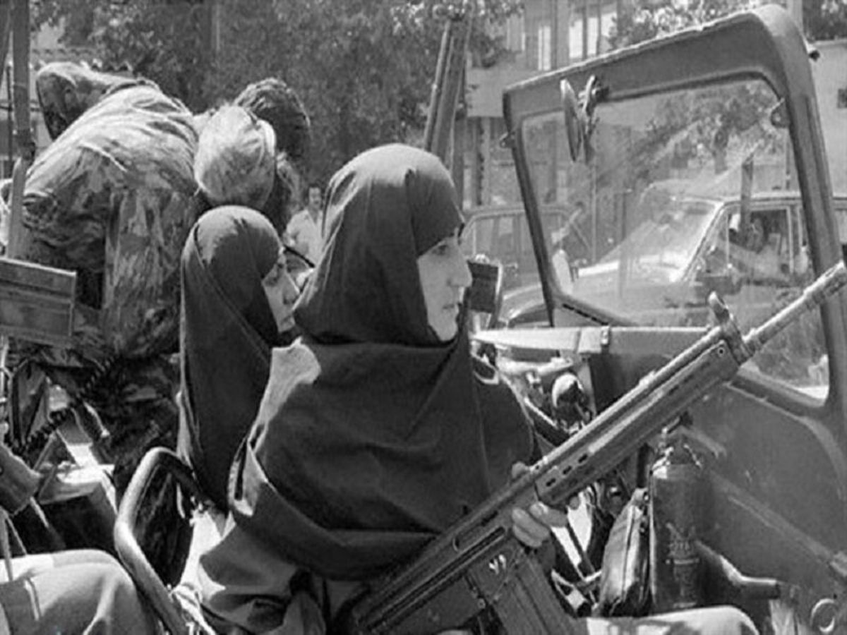بانوی رزمنده با شنیدن خبر شهادت پسرش دست از کار نکشید