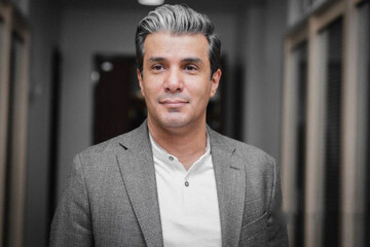 افشاگری مدیر شبکه نسیم از دستمزد عجیب و باورنکردنی آریا عظیمی‌نژاد
