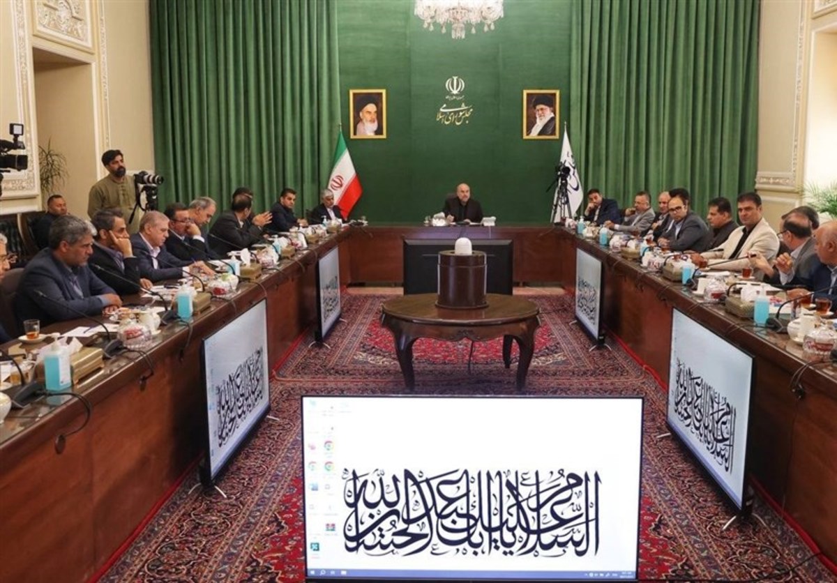 دیدار سرپرست وزارت ورزش و جوانان و روسای فدراسیون‌ها با قالیباف