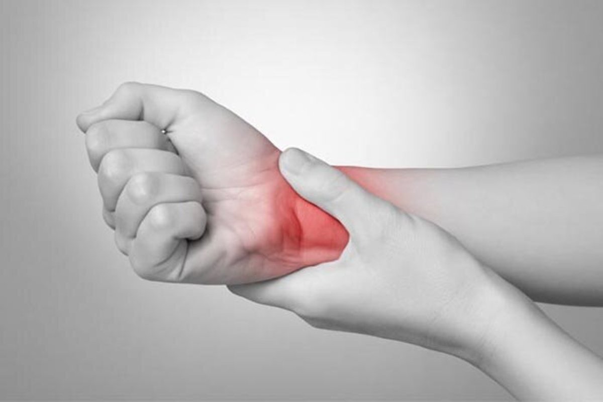 علائم سندرم تونل کارپال که باید بشناسید