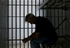 آزادی ۱۳ زندانی ایلام با عفو مقام معظم رهبری