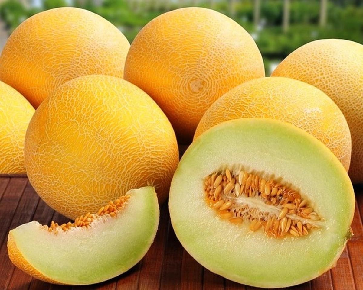 دفع سنگ‌های ریز کلیه با خربزه