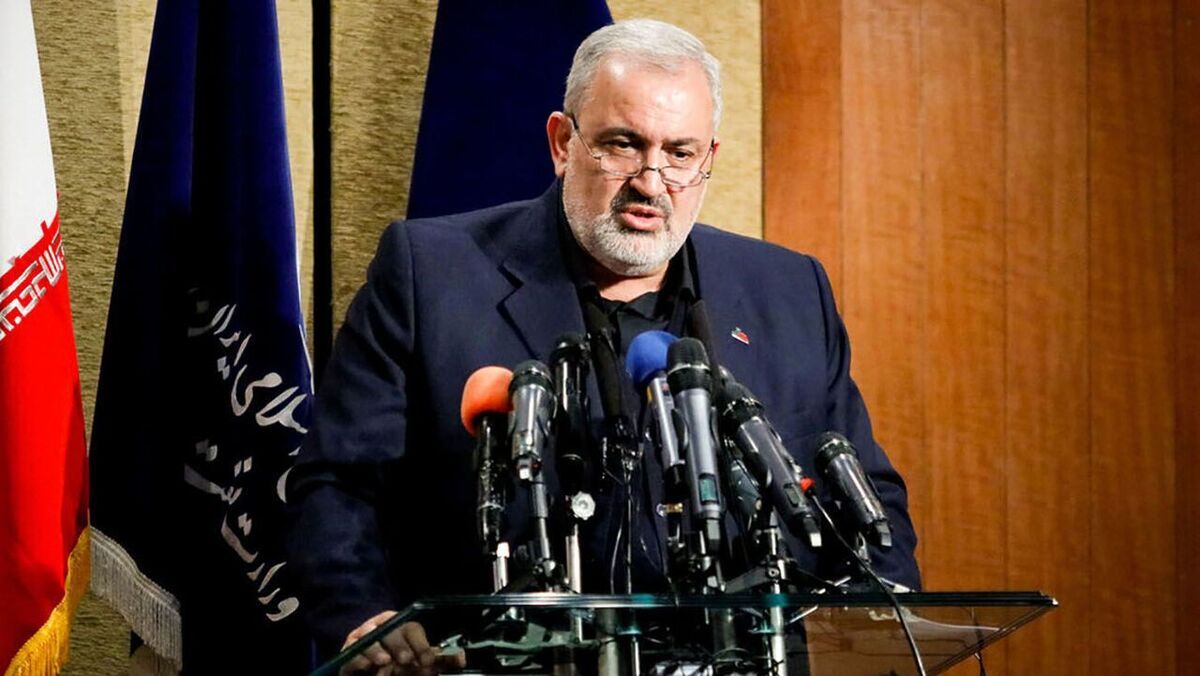وزیر صنعت، معدن و تجارت از وجود ۴۰ معدن فعال در سیستان و بلوچستان خبر داد