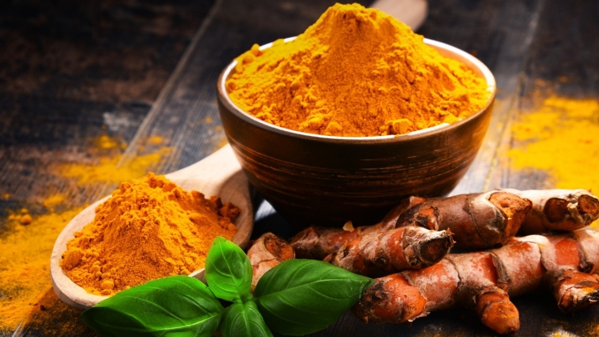مکمل‌های زردچوبه مفید برای کاهش علائم سو هاضمه
