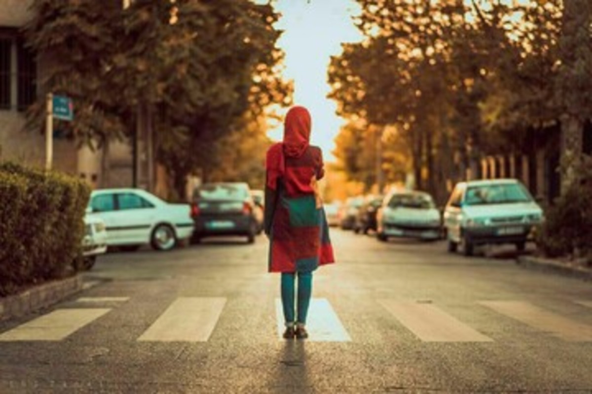 دختران جوان امروزی افسرده‌تر شده‌اند؟!