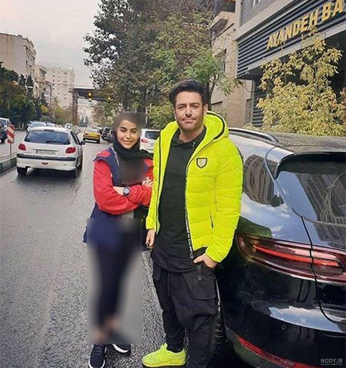 خودنمایی محمدرضا گلزار با ماشین چند صد میلیاردی اش در خیابان های تهران / این خانم چه کسی است؟