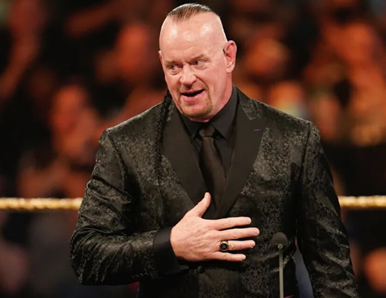 نترس‌ترین اسطوره‌ی WWE از خیار می‌ترسد!