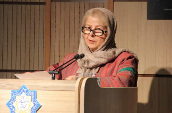 عکس‌های همسران اول و دوم داریوش مهرجویی! / وحیده محمدی فر خیلی جوانتر از زن اول مهرجویی!