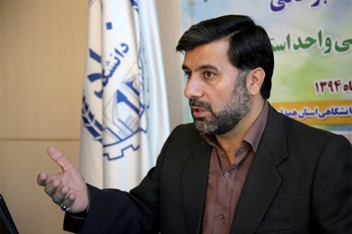 نمایشگاە دستاورد‌های فناورانە جهاد دانشگاهی تبلور عینی ارتباط صنعت با دانشگاە است