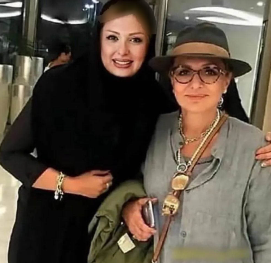 عکس لو رفته از دیدار مخفی نیوشا ضیغمی با گوگوش! / ترکیه محل دیدار‌های پنهانی!