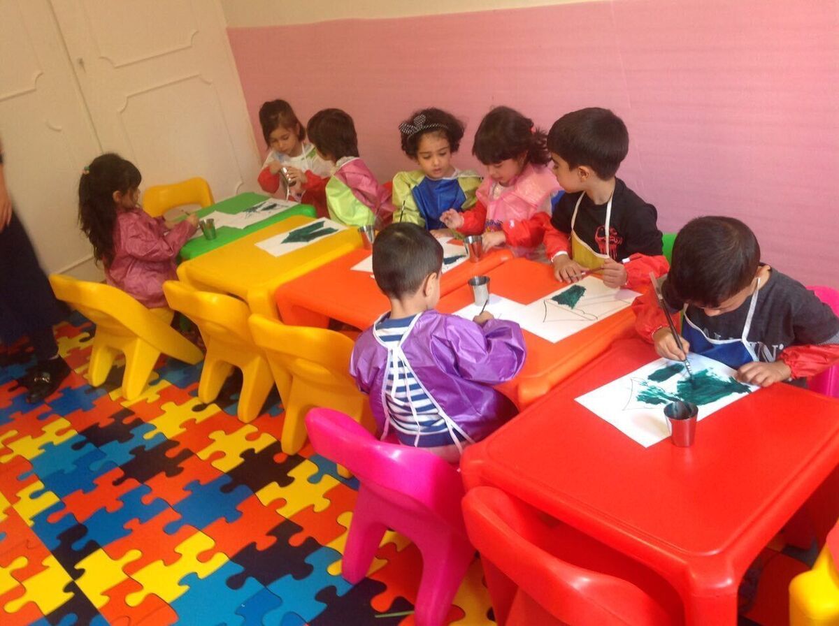 آموزش زبان خارجی فقط از دوره ابتدایی مجاز می‌باشد
