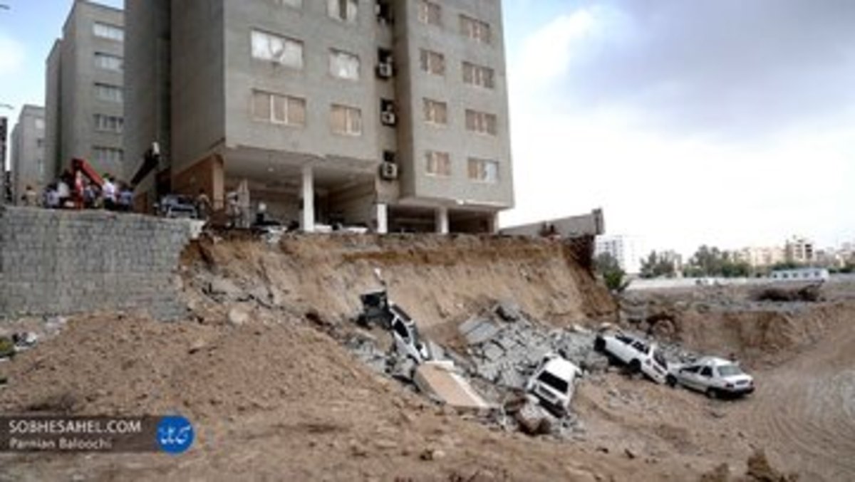 عدم رعایت ایمنی هنگام گود برداری باعث ریزش دیوار‌ها شد
