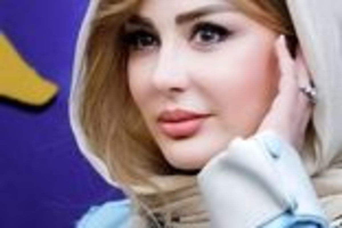 عکس/ خانم بازیگر با تیپ جدید و تک رنگش همه را شوکه کرد