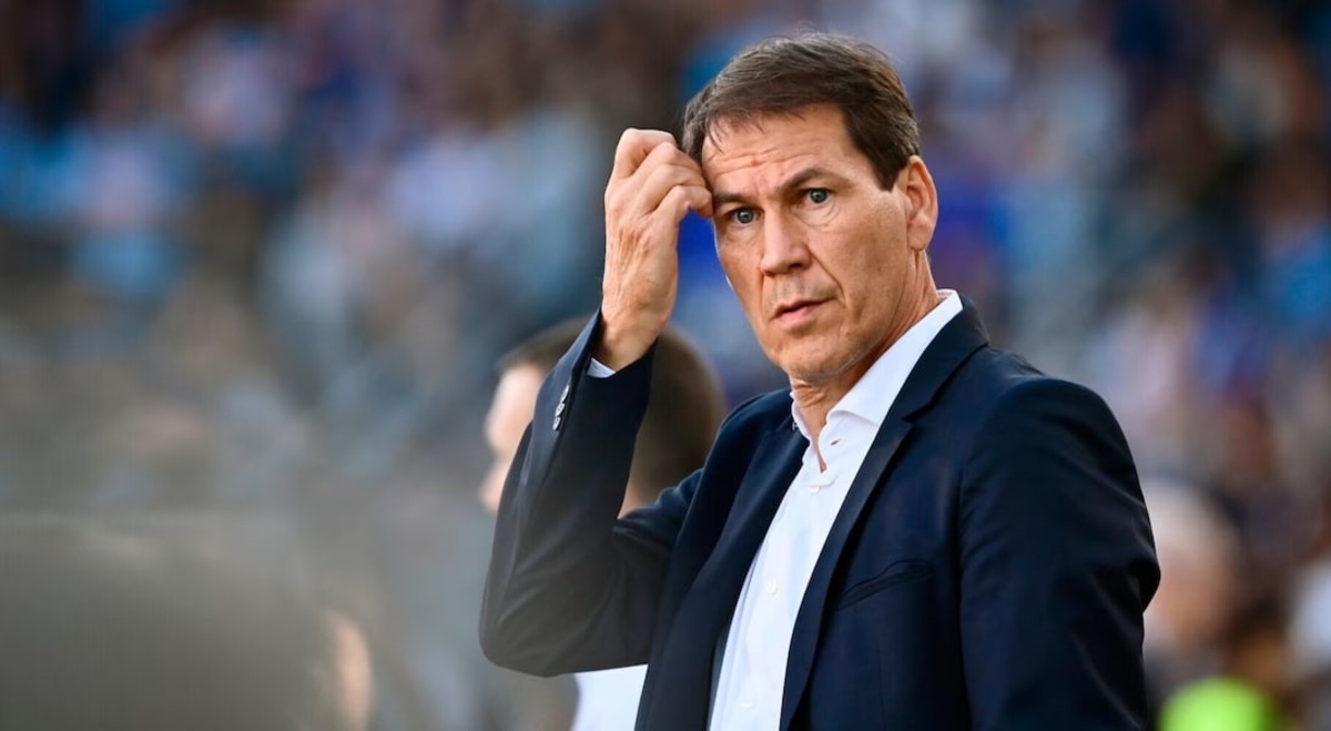 خطر فعلاً نیمکت ناپولی را تهدید نمی‌کند