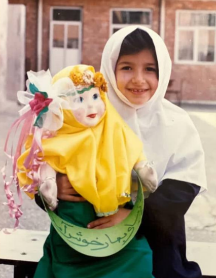 این دختربچه کدام خانم مجری زیبای ایرانی است! / محاله حدس بزنید + عکس‌ها