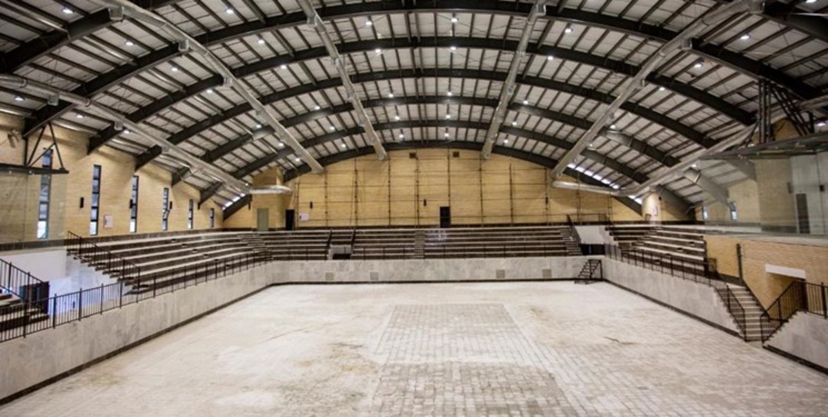 به زودی مشکل کفپوش و سقف مجموعه ورزشی حجاب حل می‌شود