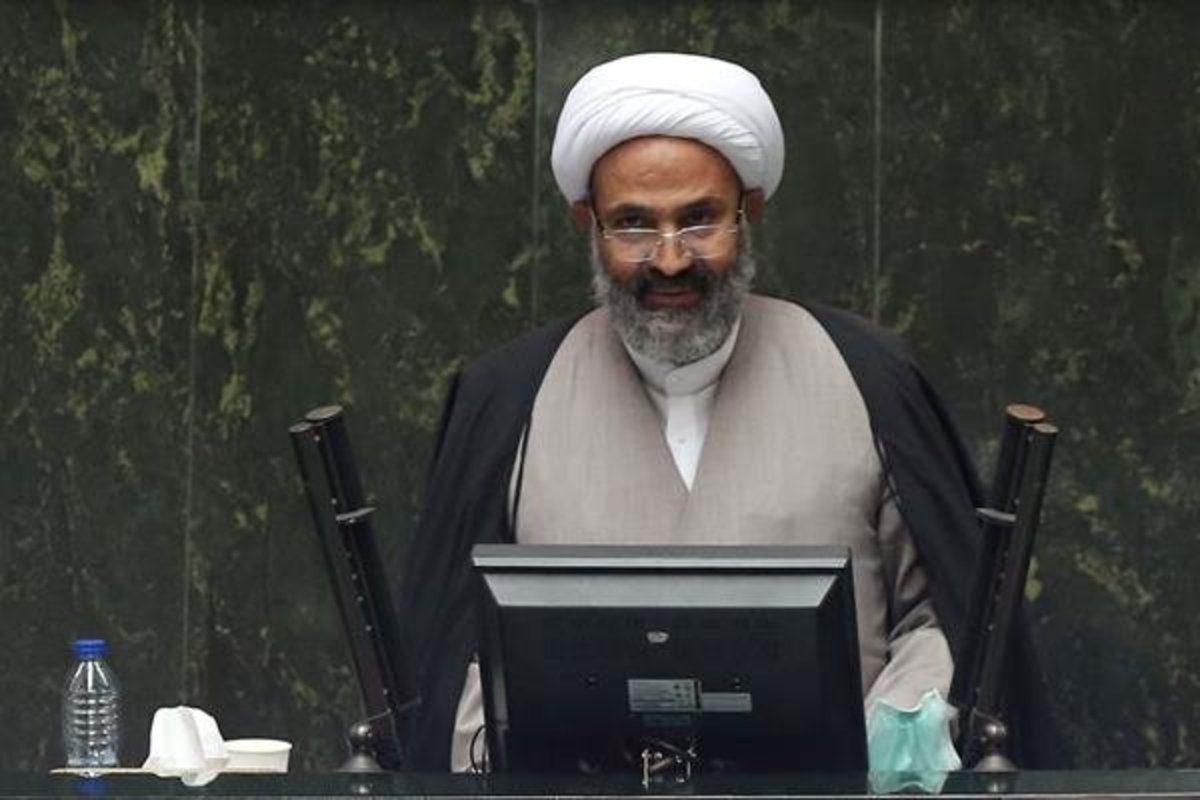 پژمان‌فر: حقوق معلمان حق‌التدریسی پرداخت شود