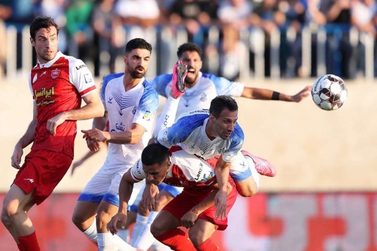 کدام پنالتی؟ من زمین خوردم؛ واکنش نورمحمدی به ادعای پرسپولیس