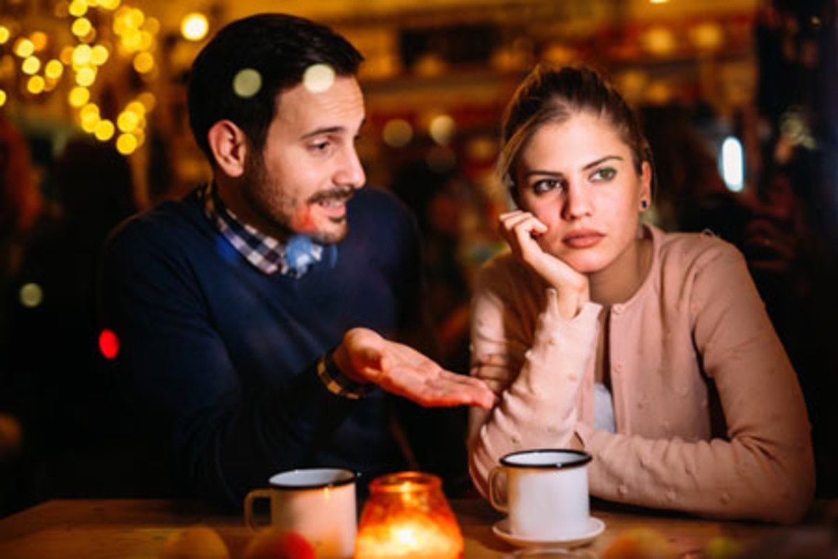 خانمم دهن‌بین و دوستانش مغرض هستند