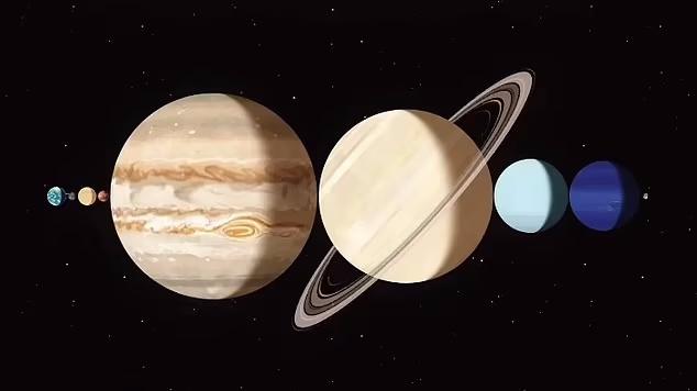 هرآنچه که باید درمورد ماه بدانید