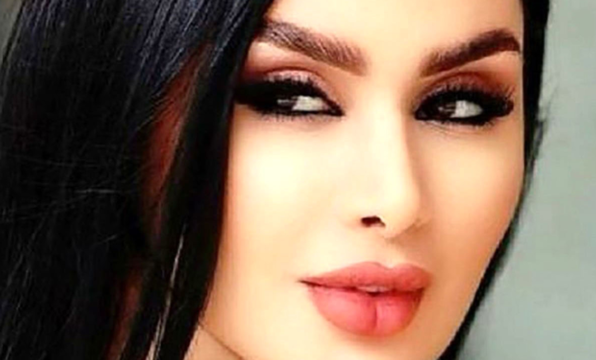 پز دادن‌های دنیا جهانبخت با کمد لباس هایش در اینستاگرام! /استوری هایش را ببینید!
