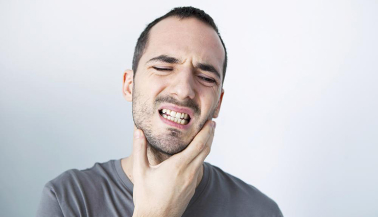 آیا میدانستید استرس و اضطراب دندان‌های شما را نابود می‌کند؟