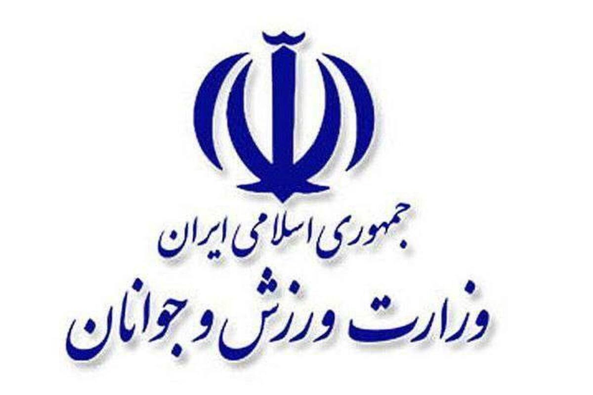 کیومرث هاشمی تفاهم‌نامه ساخت مجموعه ورزشی جدید با چین را امضا می‌زند