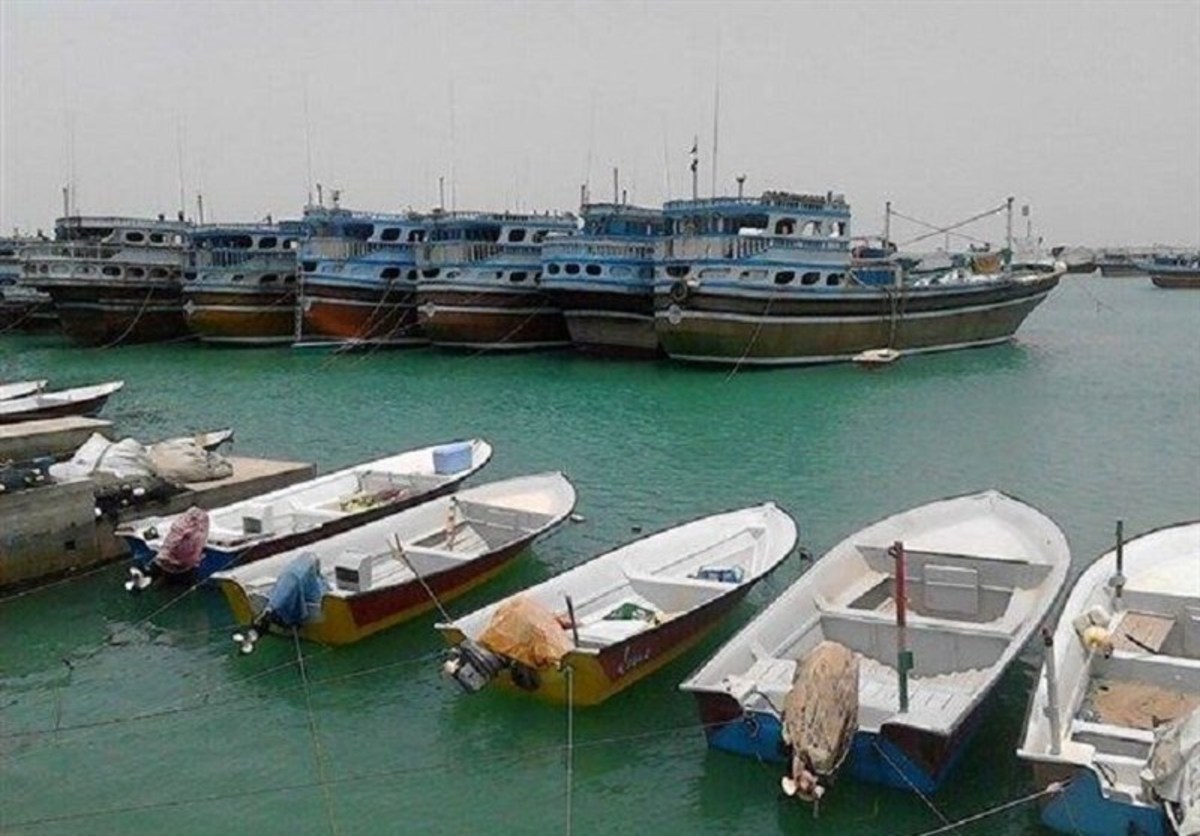 همسان‌سازی تحویل سوخت شناور‌ها به جایگاه‌های ساحلی و اسکله‌های صیادی استان بوشهر