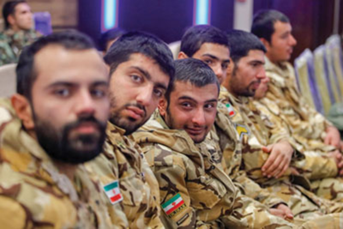 جذاب و کوتاه کردن سربازی