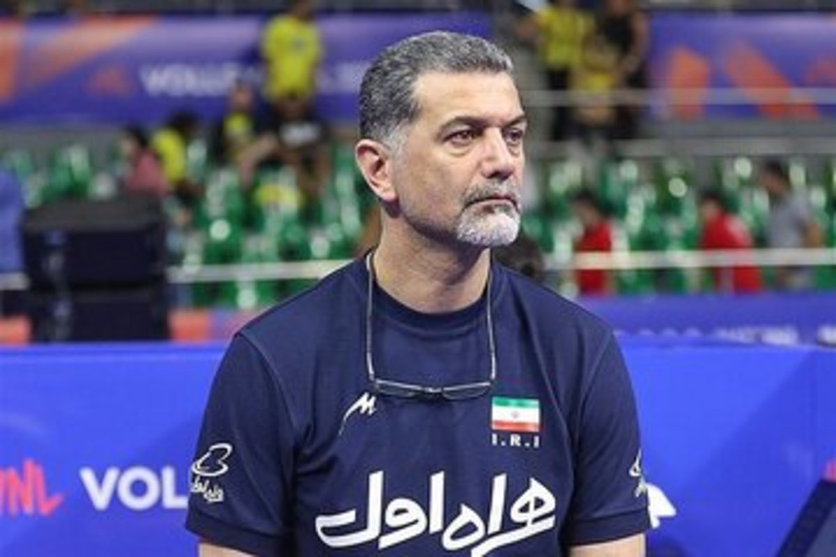 حضور عطایی به عنوان سرمربی در سالن غدیر