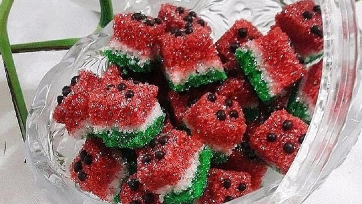 با این دستور برای شب یلدا قند‌های خوشمزه و جذاب هندوانه‌ای آماده کنید