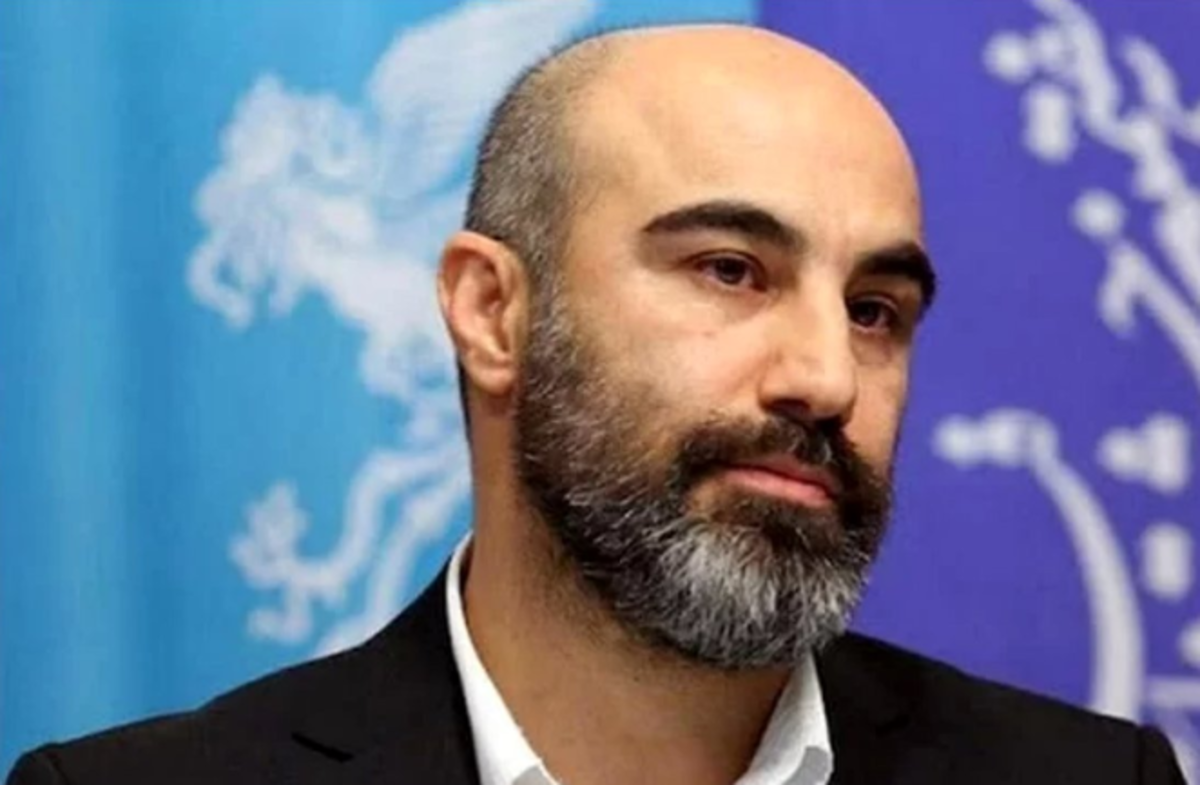واکنش طنز محسن تنابنده به تغییر اسم طولانی‌ترین شب سال!