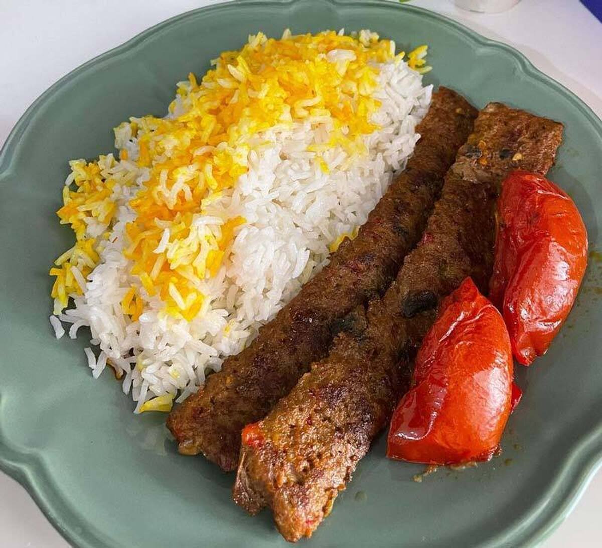 یک روش معرکه برای درست کردن کباب تابه‌ای، انگشتاتم باهاش میخوری!