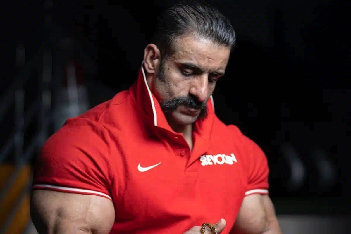 با دیدن سرو وضع ساده زندگی هادی چوپان شوکه می‌شوید!