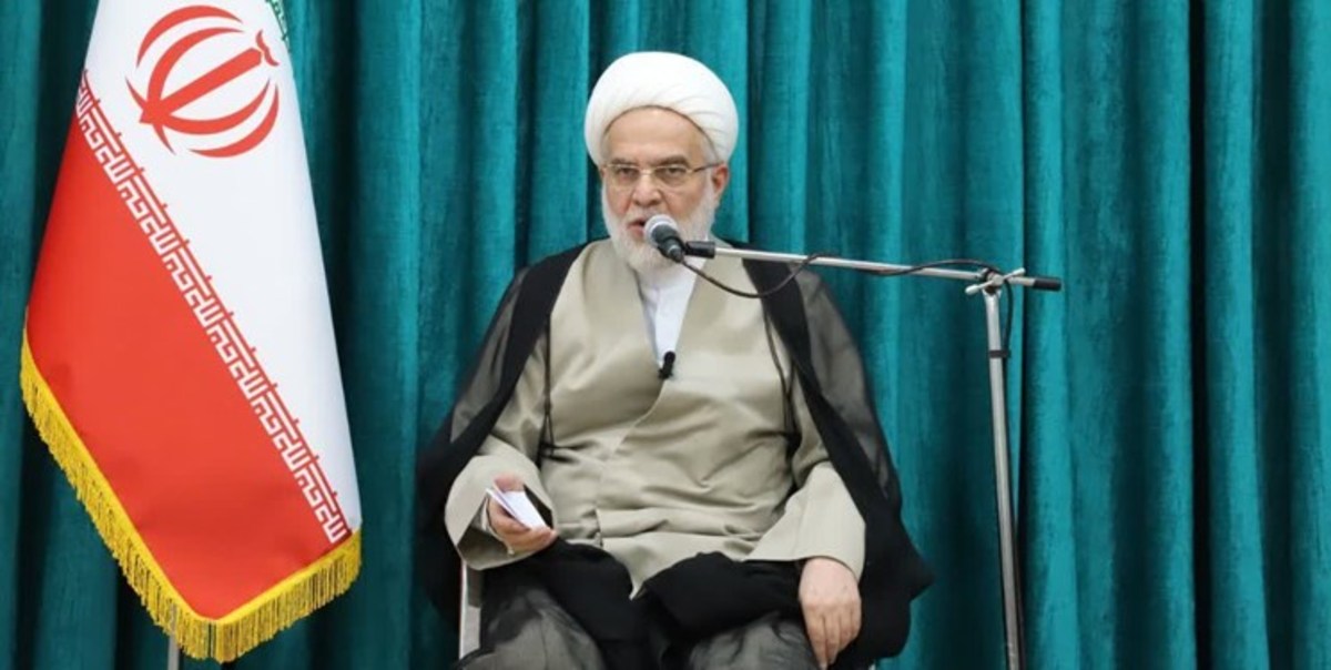 نیروی انتظامی یک پشتوانه بزرگ برای کشور است