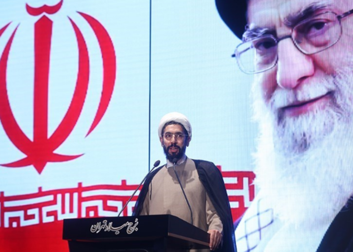 توضیحات رستمی در پی اتفاقات جشن فارغ‌التحصیلی پردیس کیش دانشگاه شریف