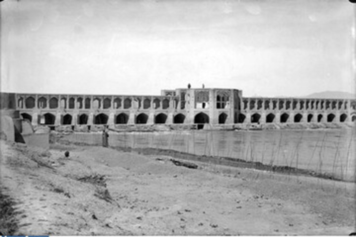اقدامات وزیر نیرو برای حل مشکل زاینده‌رود
