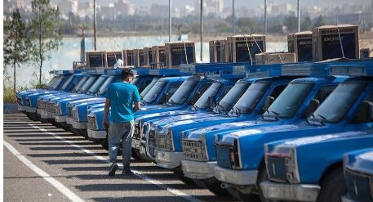۹۵ سری جهیزیه بین نوعروسان نیازمند استان سمنان توزیع شد