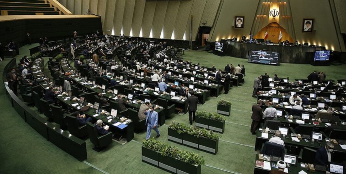 مجلس با ممنوعیت پرداخت کمک‌های دولتی مخالفت کرد