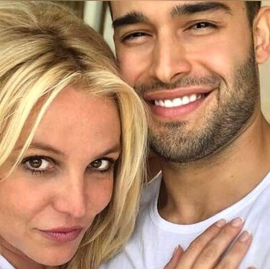 همسر سابق بریتینی اسپیرز ۱۰ روز دیگر فقیر میشود! همسر سابق بریتینی اسپیرز ۱۰ روز دیگر فقیر میشود!