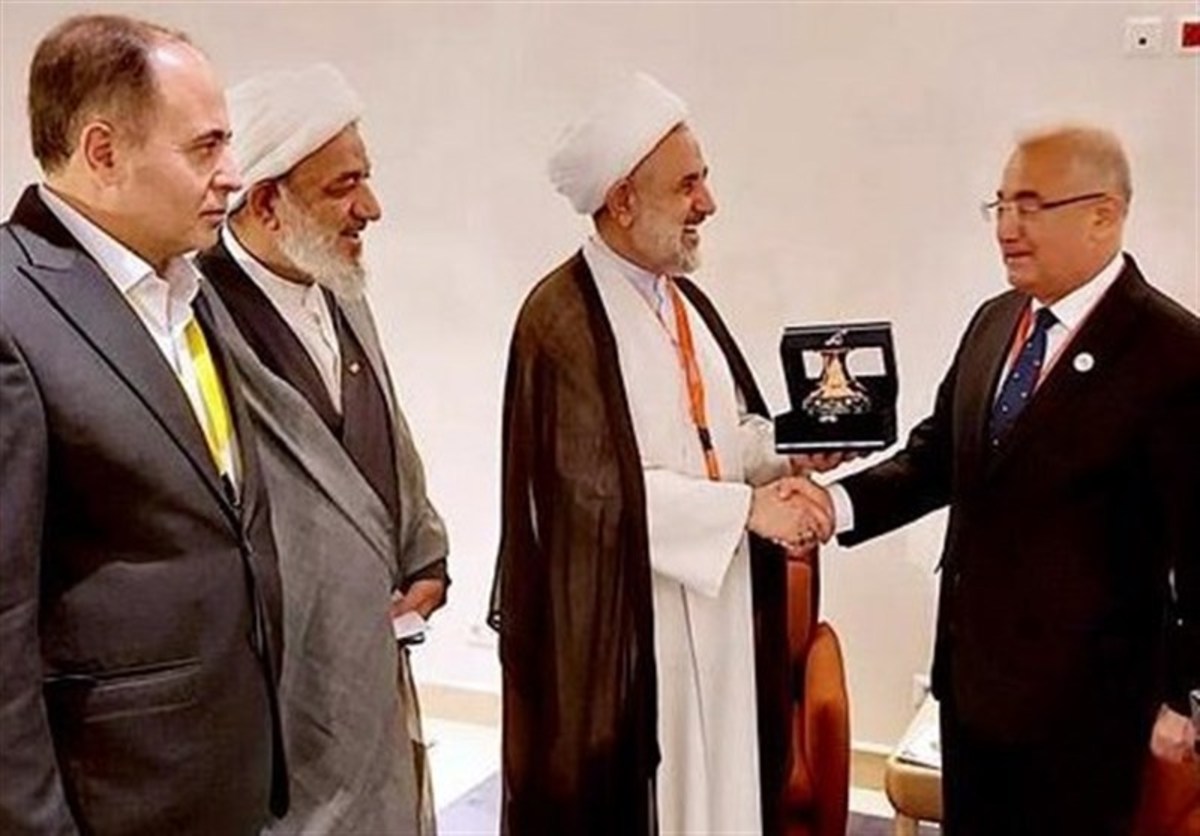 اعلام آمادگی ایران برای اتصال ازبکستان به بازار تجارت جهانی از طریق خلیج فارس