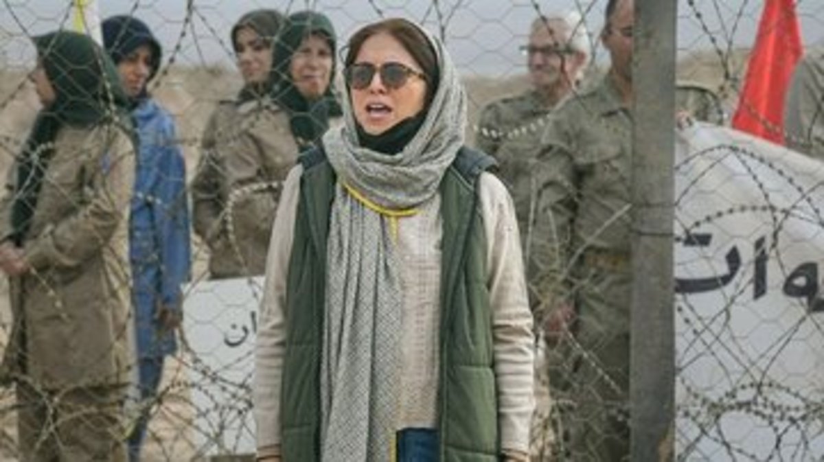 اکران فیلم جذاب و دیدنی آقای منوچهر هادی در سینما