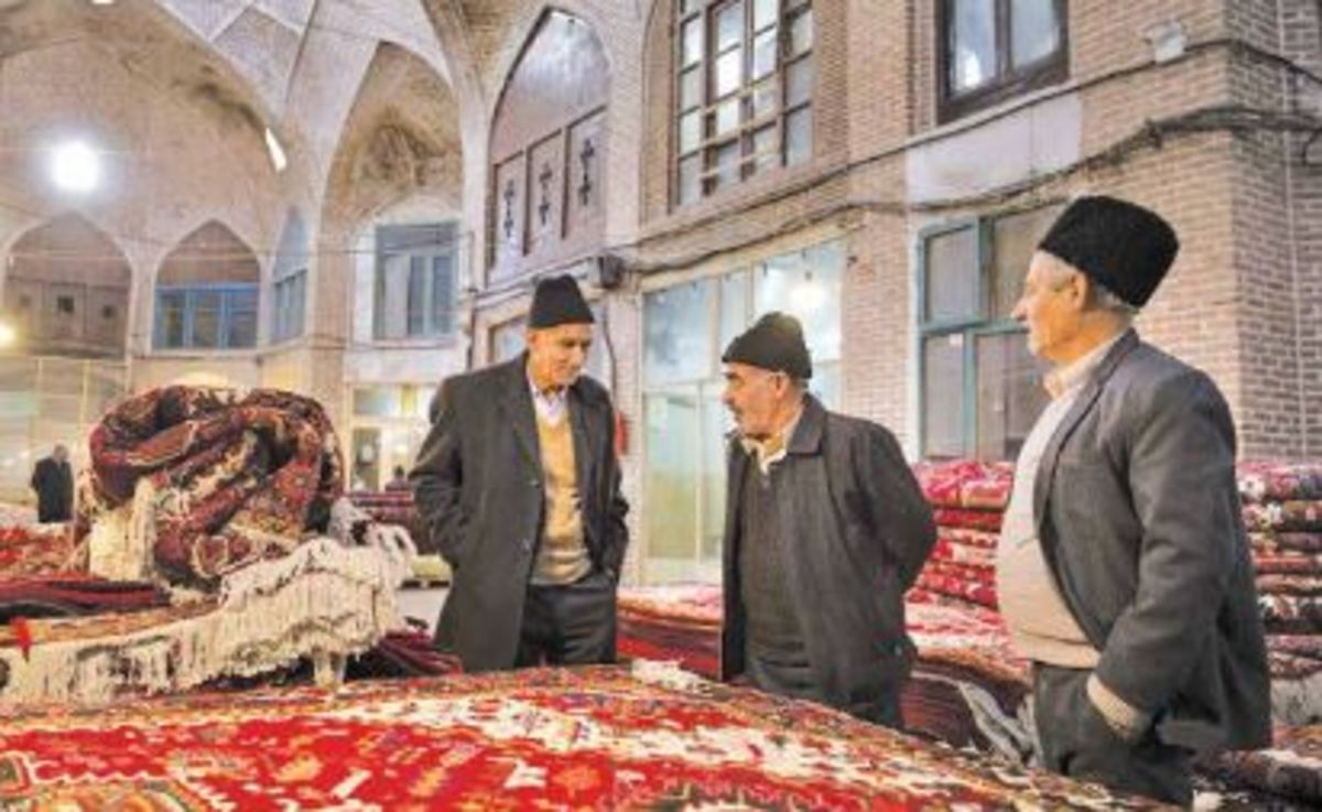 هزار ایراد یک ادغام؛ کارشناسان خواستار احیای مرکز ملی فرش ایران شدند