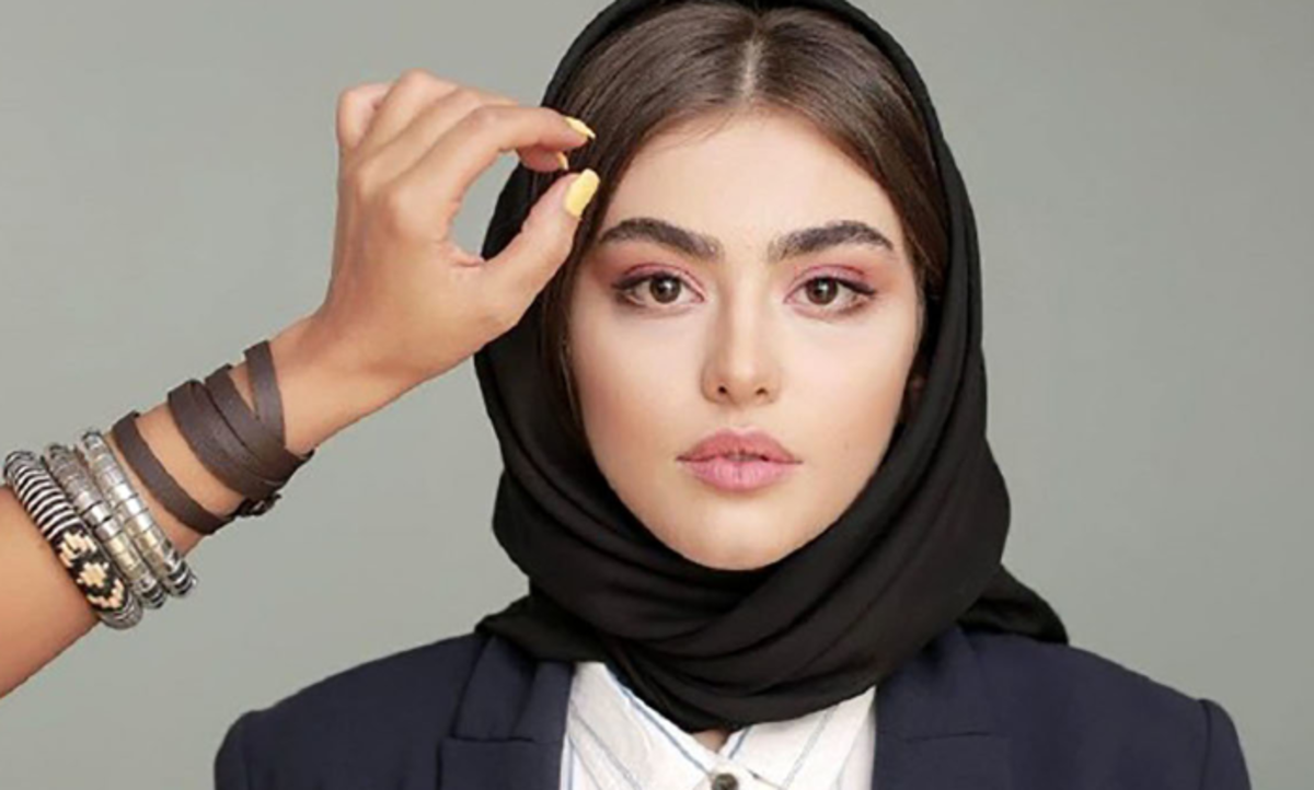 ریحانه پارسا از غم دوری تتلو به فلاکت افتاد! /عکس منتشر شده از خانم بازیگر در محله متروکه!
