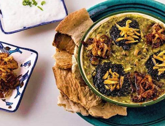 از سیر تا پیاز آش شله قلمکار؛ یک آش مقوی و سنتی! از سیر تا پیاز آش شله قلمکار؛ یک آش مقوی و سنتی!